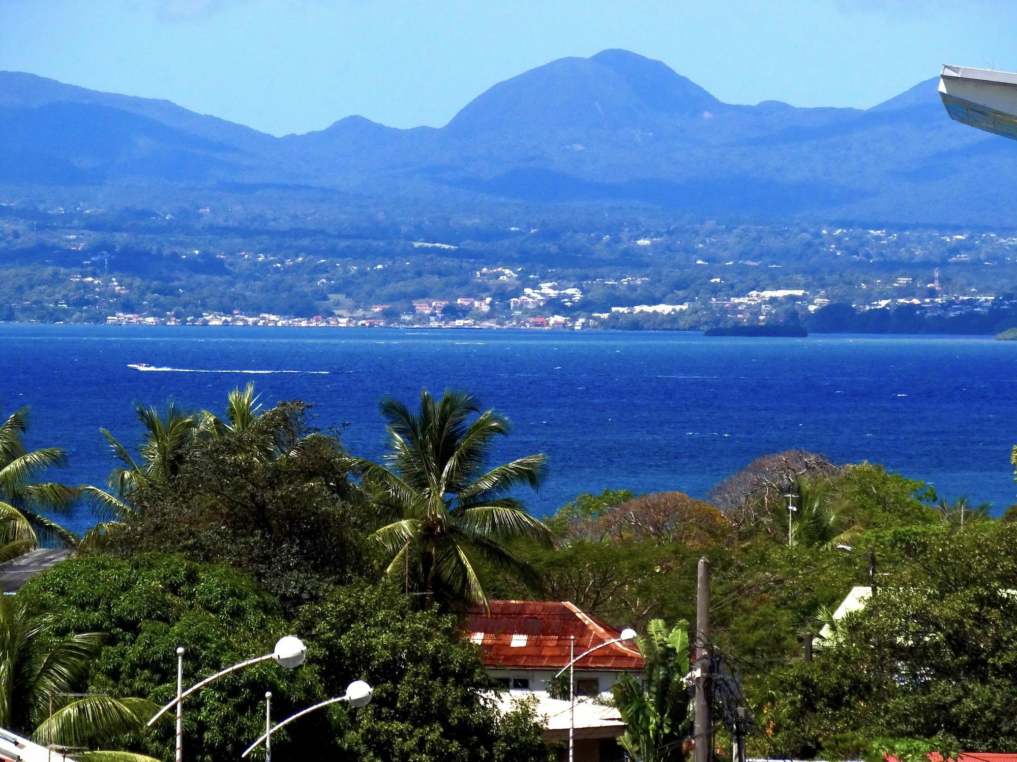 Residence Turquoise Guadeloupe - Vue Mer Et Lagon Ле-Гозье Экстерьер фото